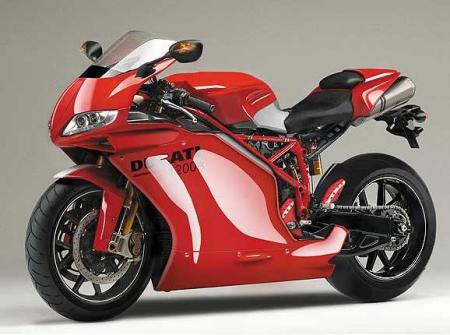 DUCATI 1200R