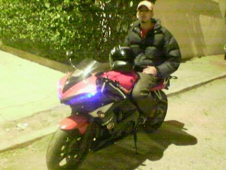 YAMAHA R6