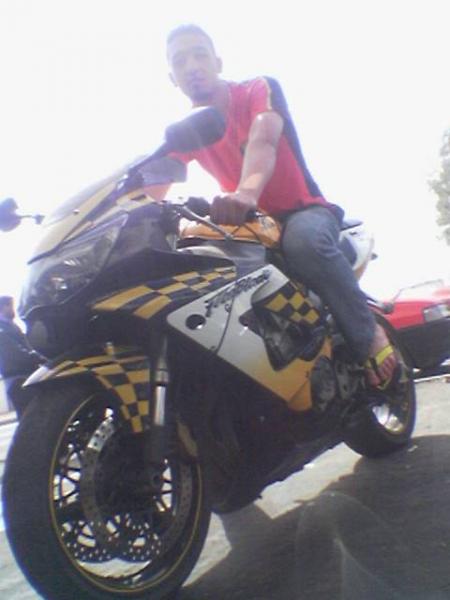 HONDA CBR 900RR FireBlade