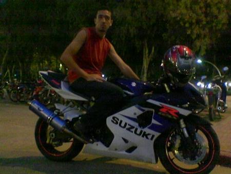 SUZUKI GSX 750R